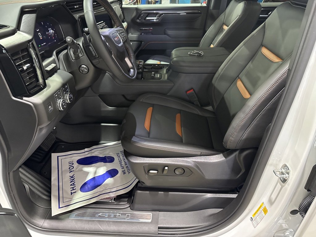 New 2026 GMC Sierra 1500 AT4 w/ Technology Package image 18