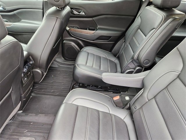 Used 2021 GMC Acadia Denali w/ Denali Technology Package image 13