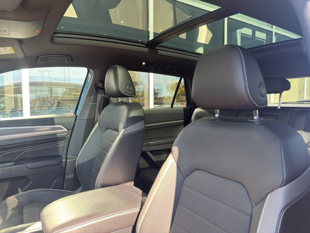 Used 2020 Volkswagen Atlas Cross Sport SEL Premium image 7