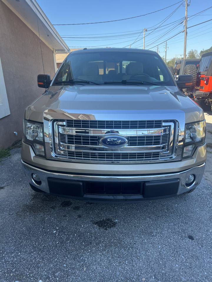 Used 2014 Ford F150 XLT w/ Equipment Group 302A Luxury RWD image 3