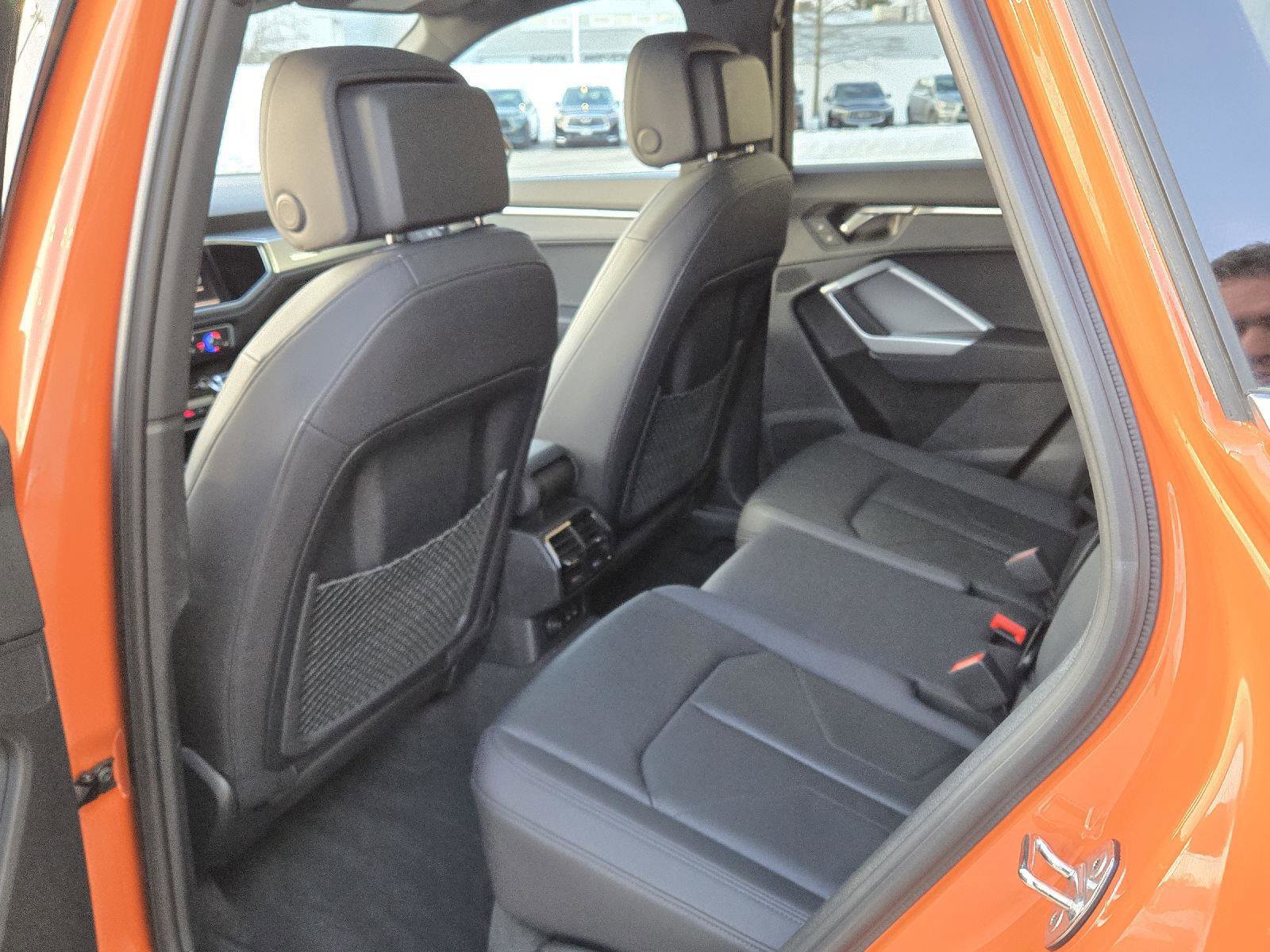 Used 2025 Audi Q3 2.0T Premium image 22