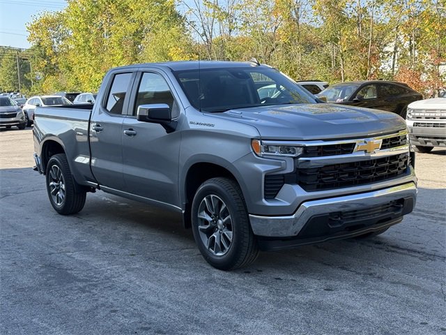 New 2026 Chevrolet Silverado 1500 LT image 3