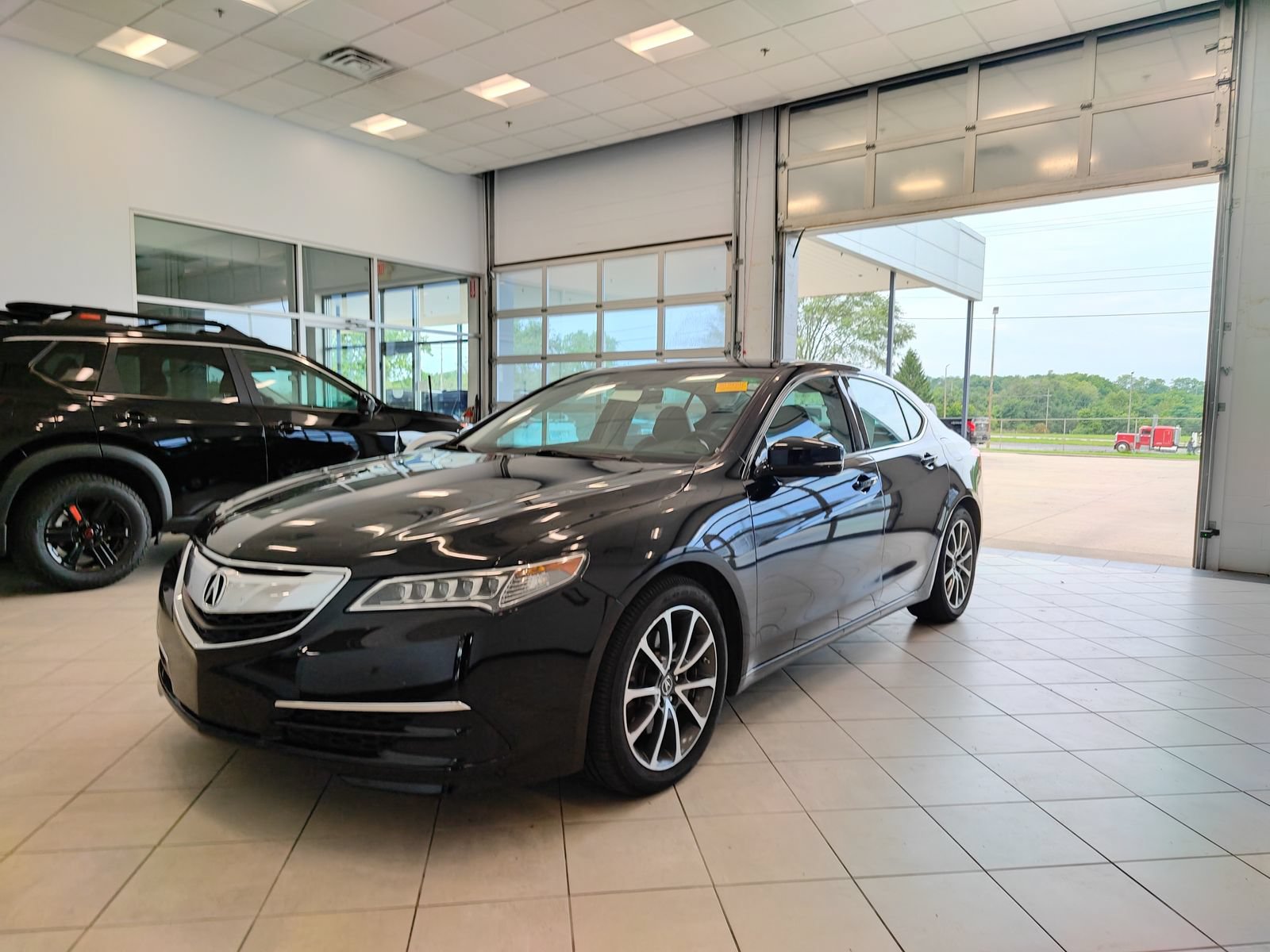 Used 2015 Acura TLX w/ Technology Package AWD/4WD image 7