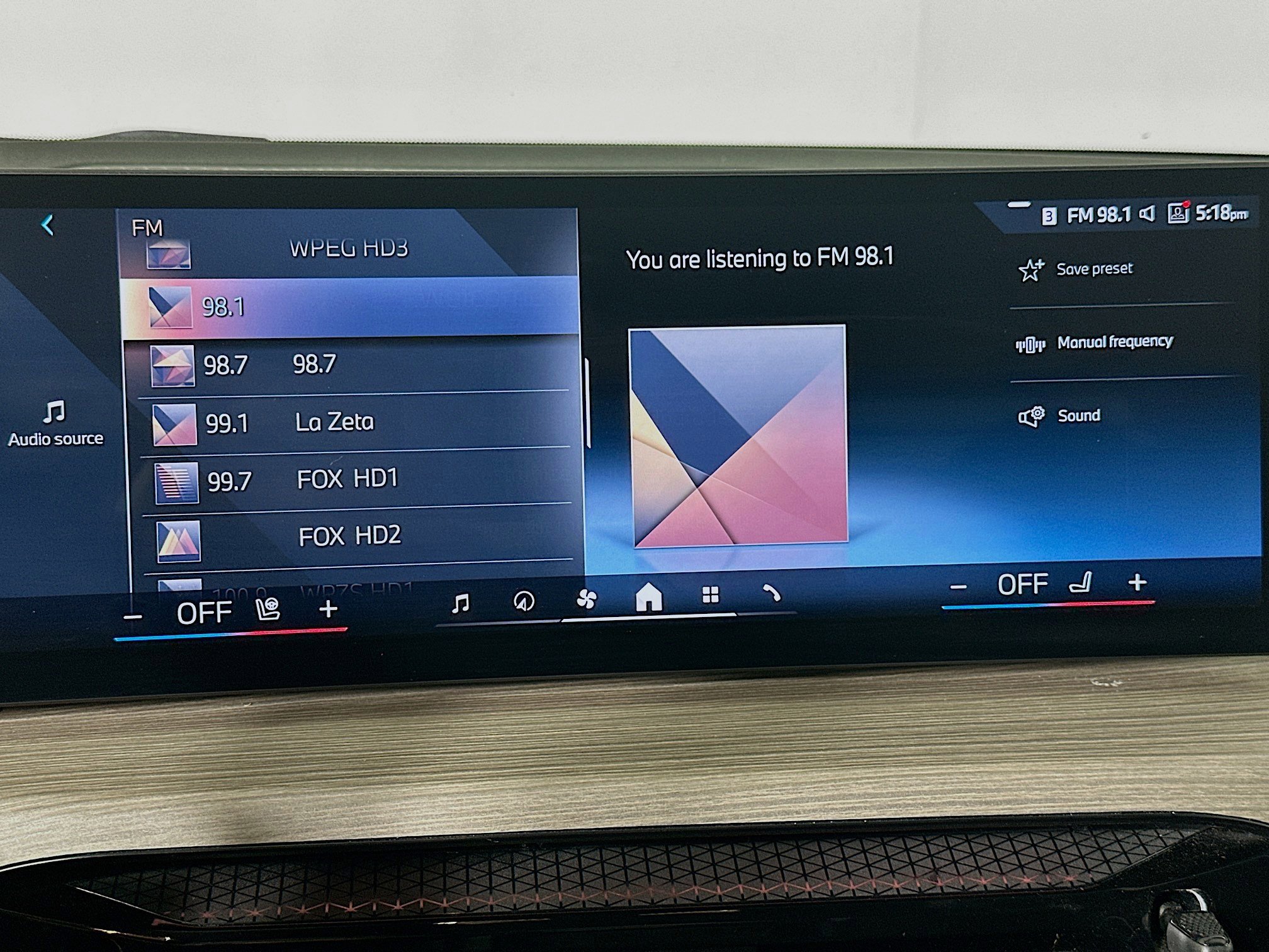 Used 2025 BMW 330i Sedan image 21