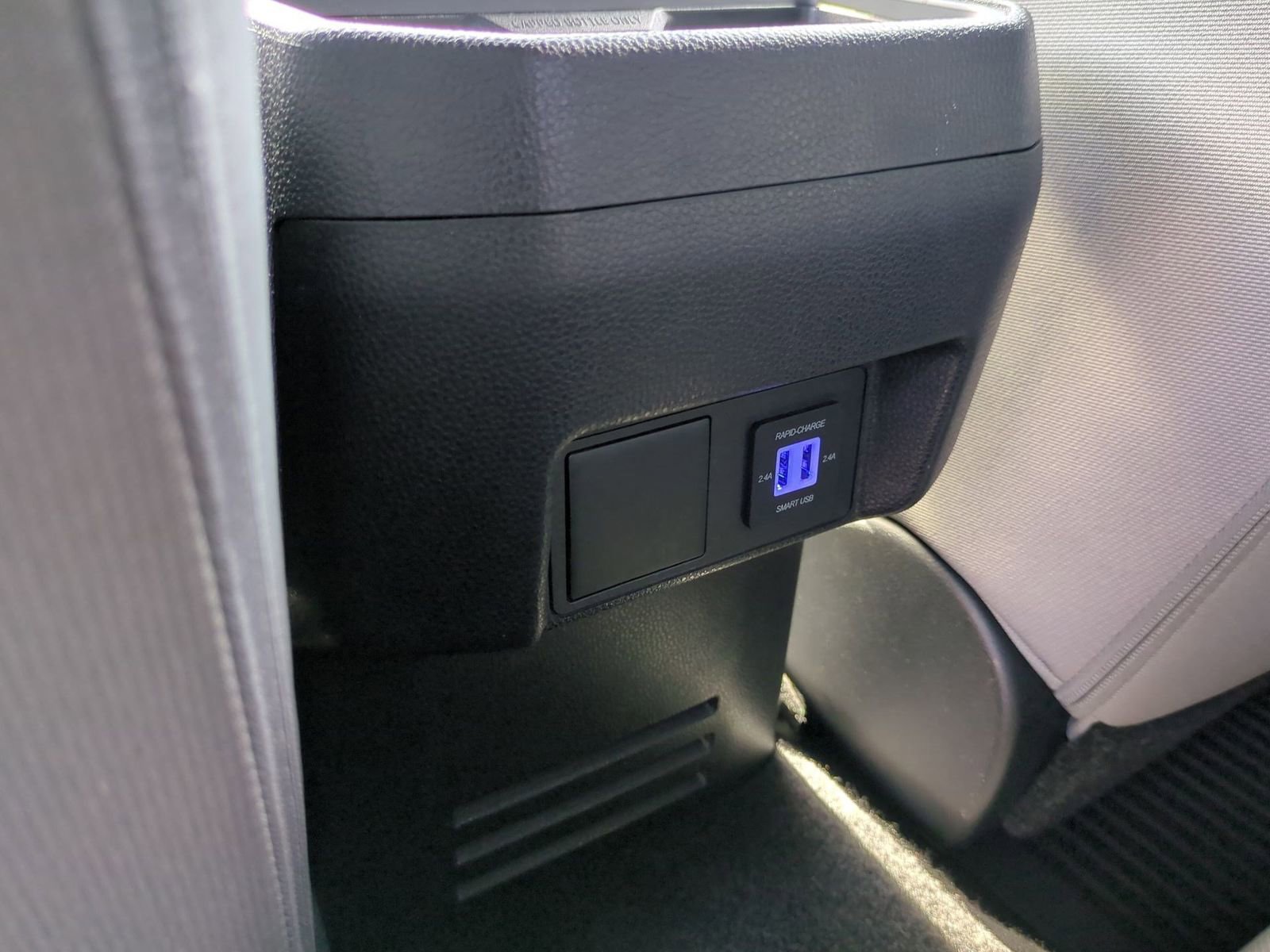 Used 2024 Toyota Tacoma SR5 image 21