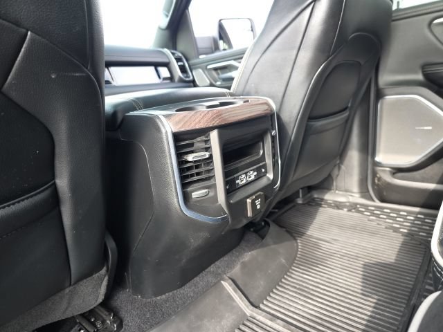 Used 2025 RAM 1500 Laramie AWD/4WD image 36