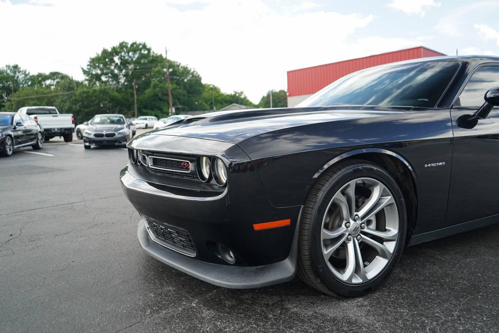 Used 2022 Dodge Challenger R/T RWD image 15