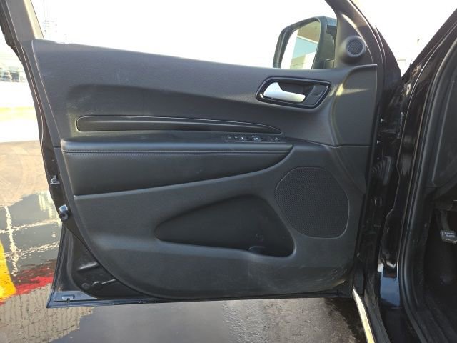 Used 2023 Dodge Durango SXT image 10