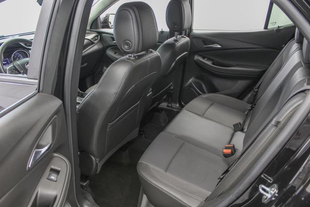 Used 2023 Buick Encore GX Preferred w/ Cold Weather Comfort Package AWD/4WD image 18