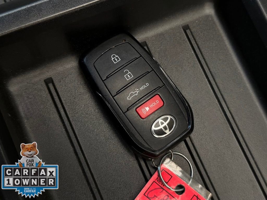 Used 2024 Toyota Tundra Limited image 28