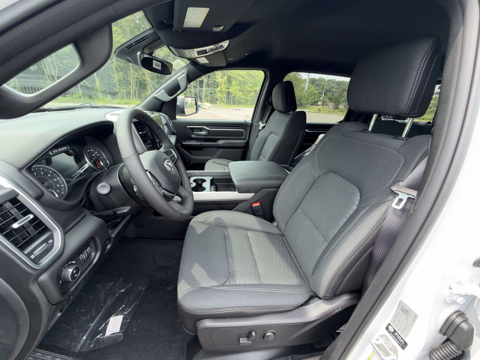 New 2026 RAM 1500 Big Horn AWD/4WD image 13