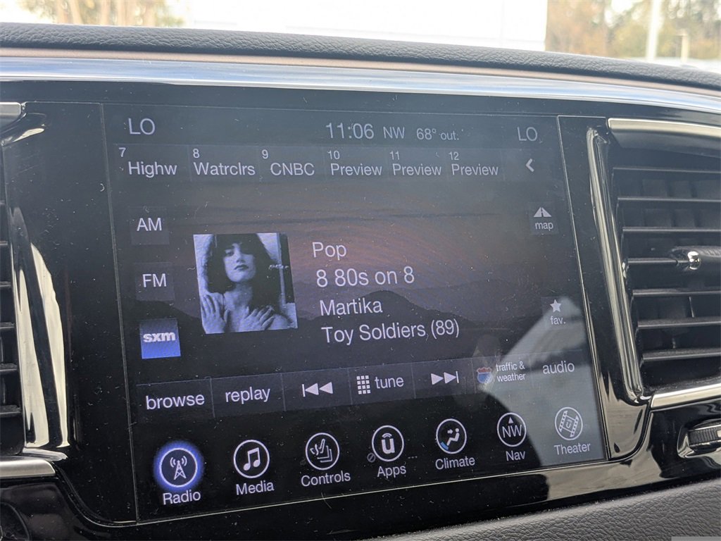 Used 2017 Chrysler Pacifica Touring-L Plus image 28