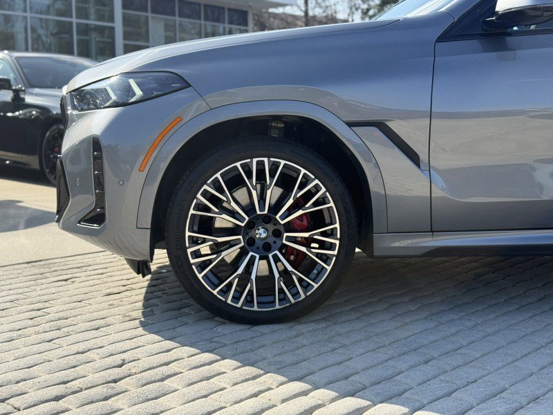 Certified 2024 BMW X6 xDrive40i w/ M Sport Professional Package image 10