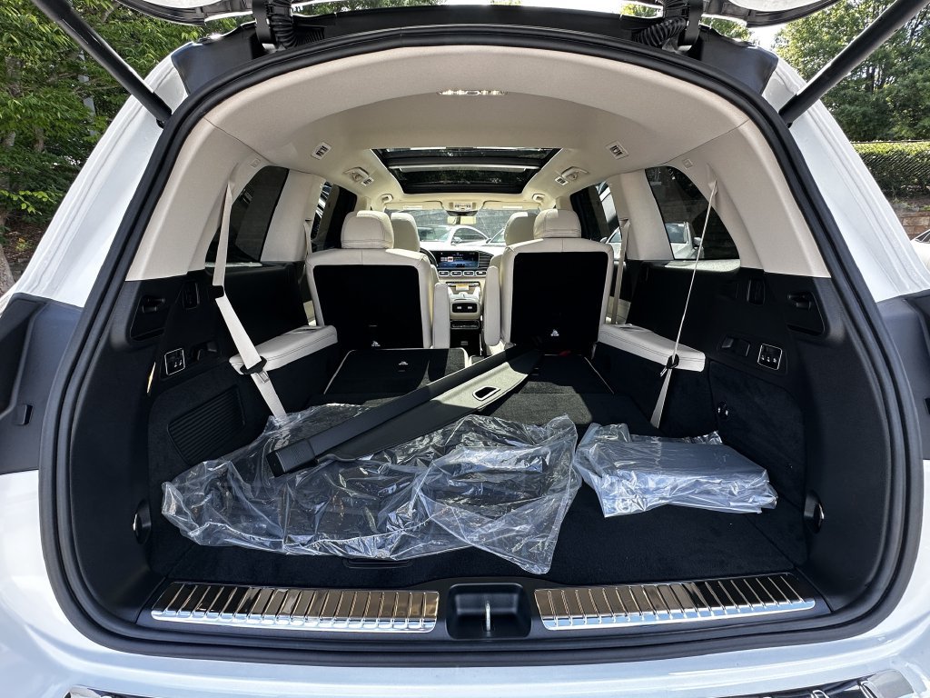 New 2026 Mercedes-Benz GLS 450 4MATIC image 21