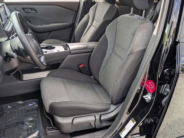 Certified 2021 Nissan Rogue S image 15