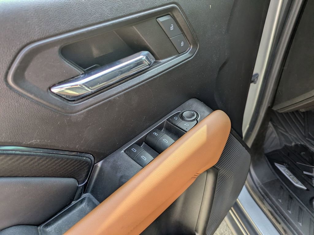 Used 2023 GMC Canyon AT4 w/ Canyon Safety Plus Package image 13