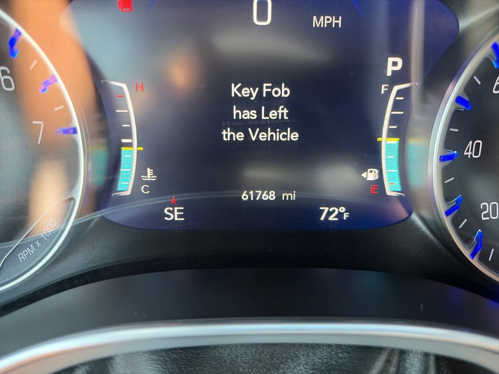 Used 2025 Chrysler Pacifica Limited FWD image 17