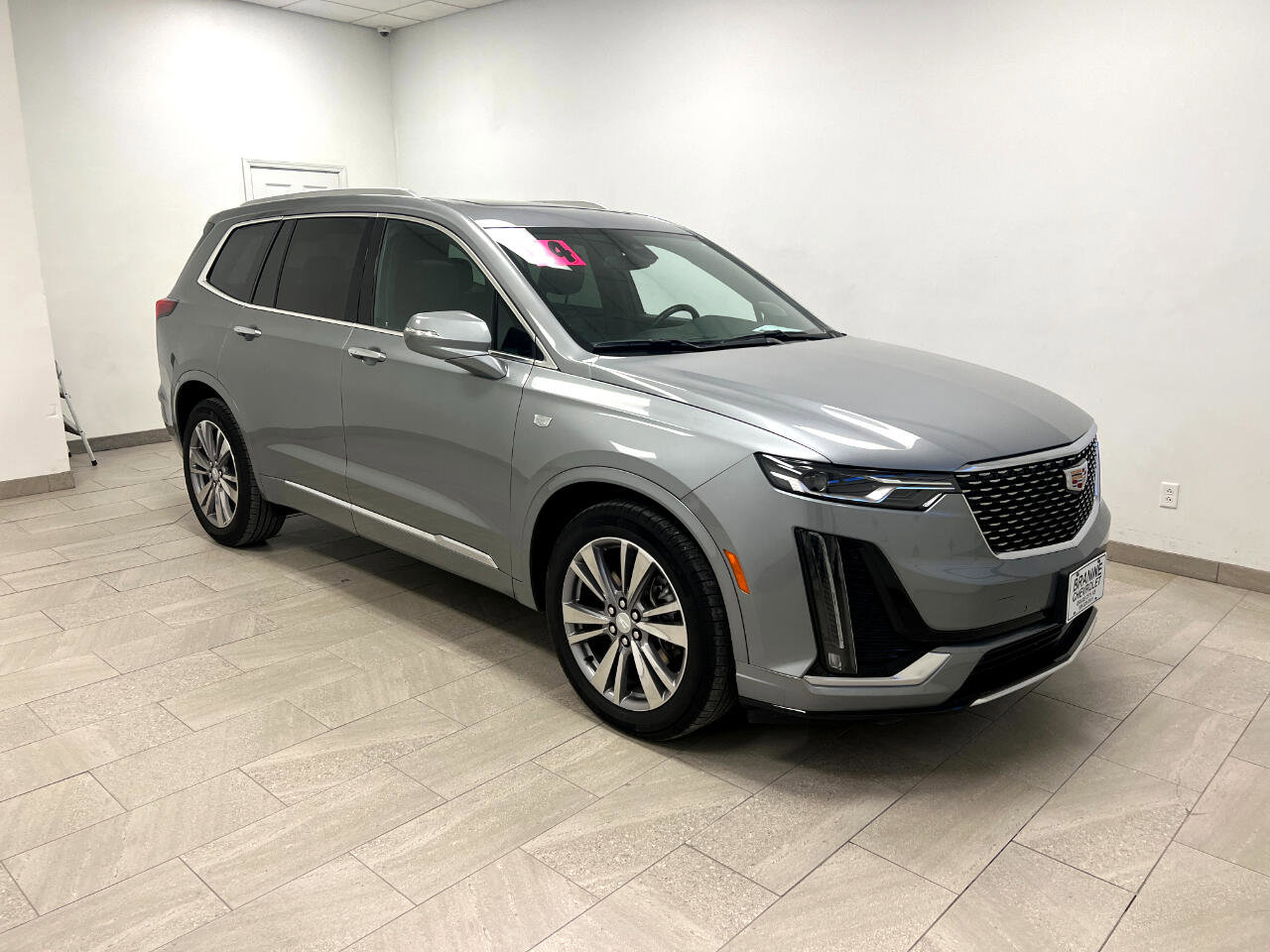 Used 2024 Cadillac XT6 Premium Luxury image 5