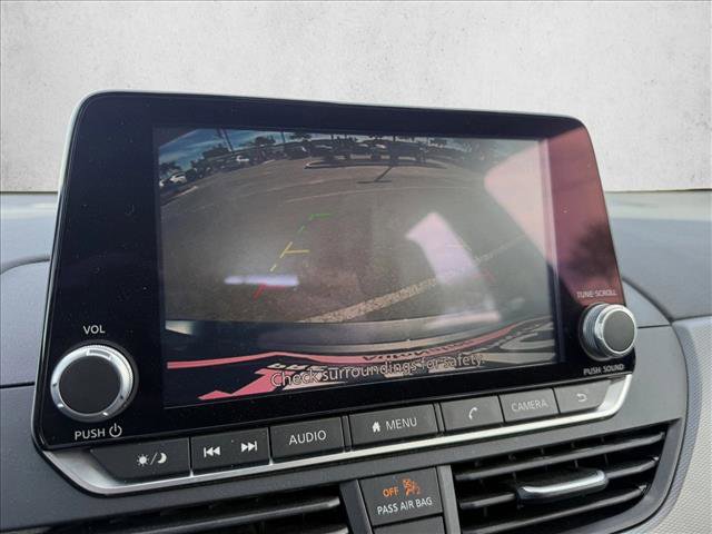 Used 2025 Nissan Altima 2.5 SR image 15