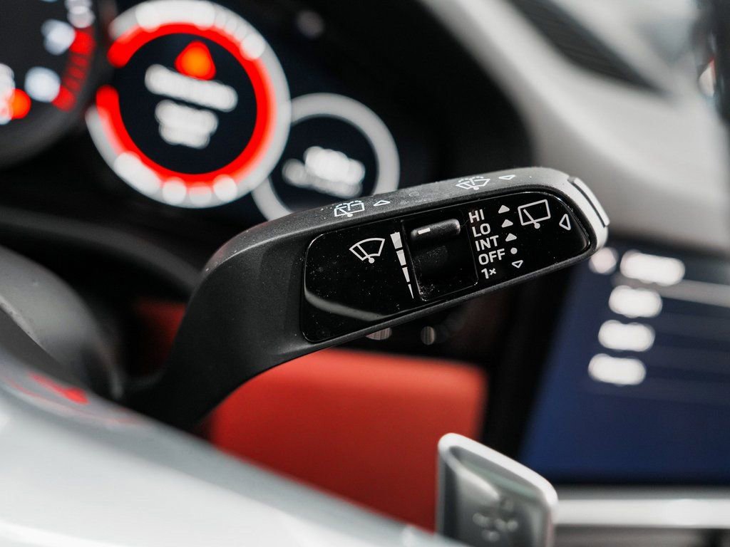 Used 2023 Porsche Cayenne image 25