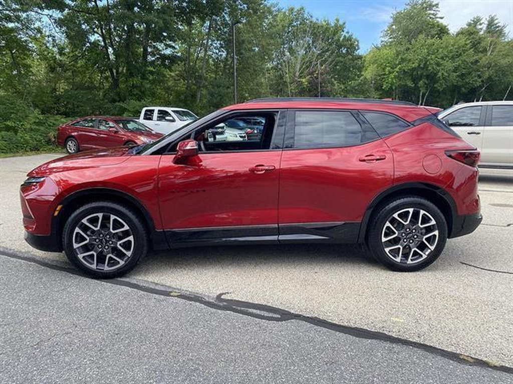 Certified 2023 Chevrolet Blazer RS w/ Driver Confidence II Package AWD/4WD image 17