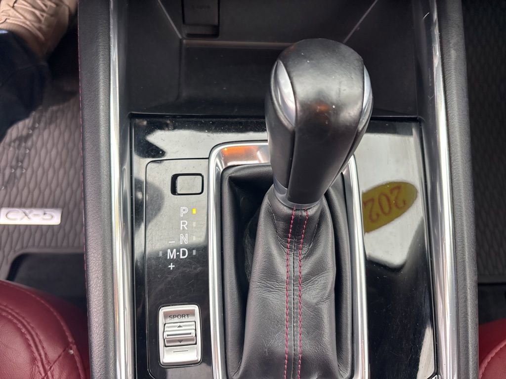 Used 2023 MAZDA CX-5 Carbon Edition image 13