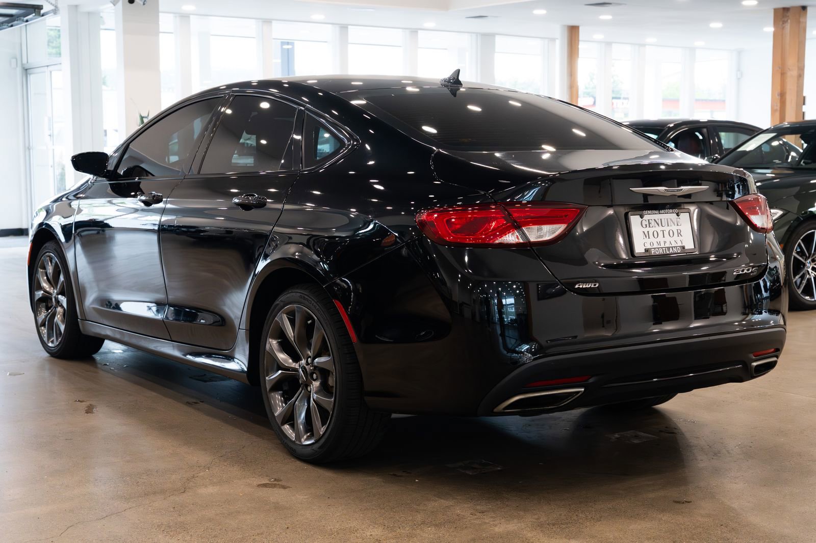 Used 2015 Chrysler 200 S w/ Navigation & Sound Group I AWD/4WD image 6