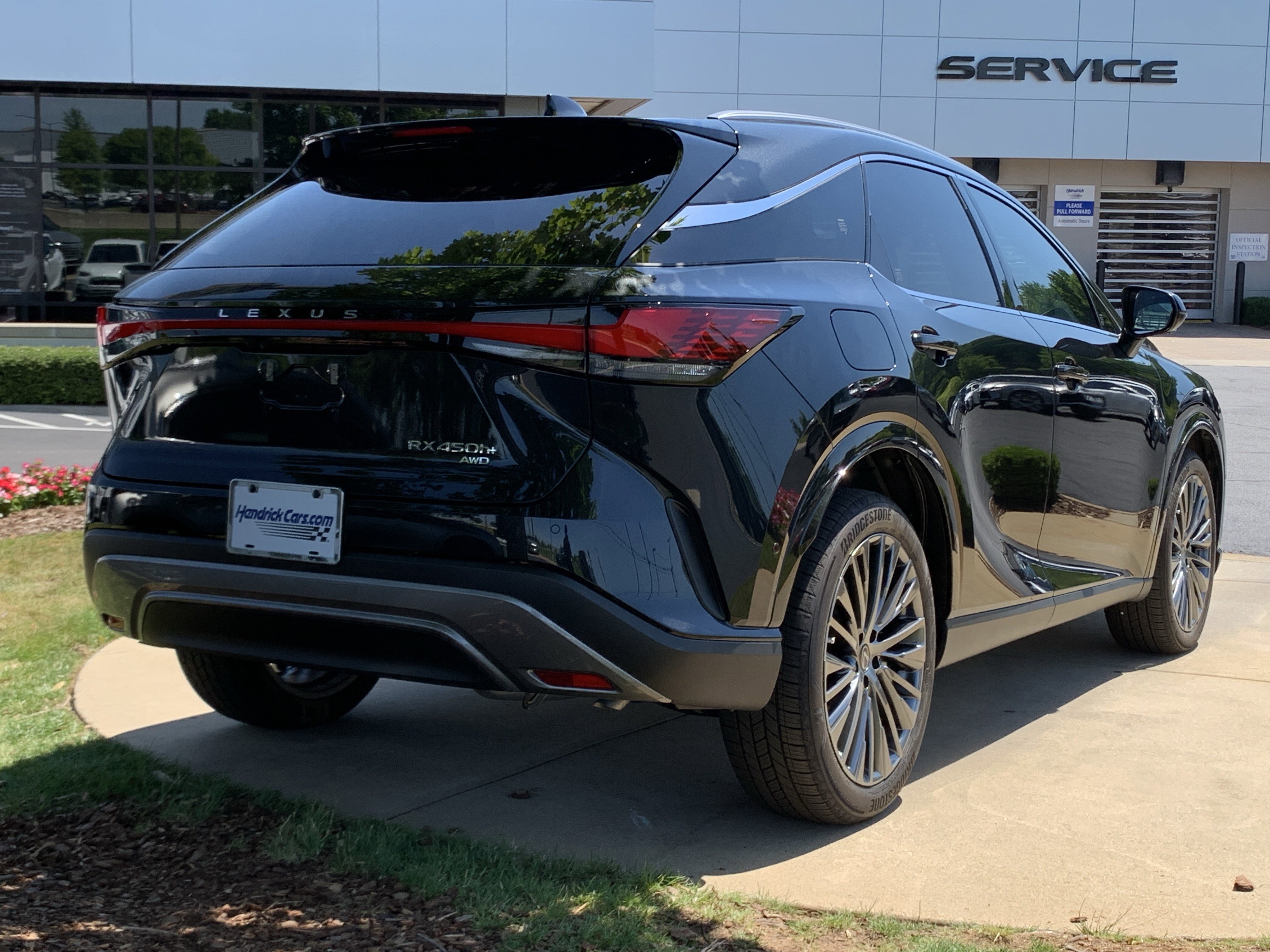 Used 2026 Lexus RX 450h AWD w/ Convenience Package image 10