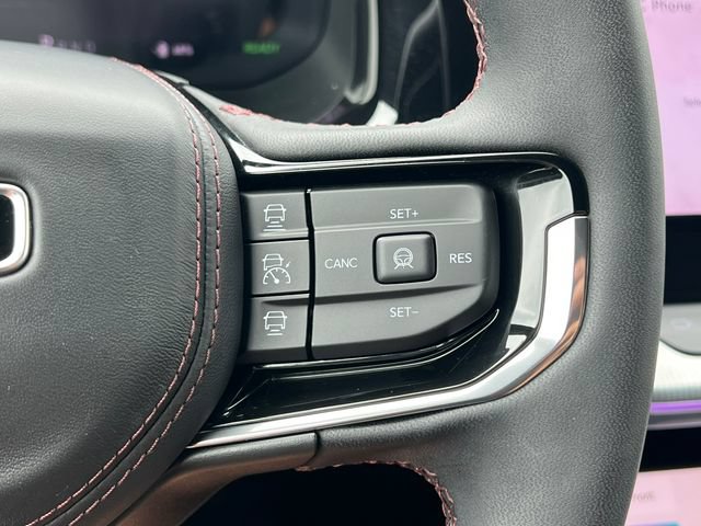 Used 2024 Jeep Wagoneer Limited AWD/4WD image 22