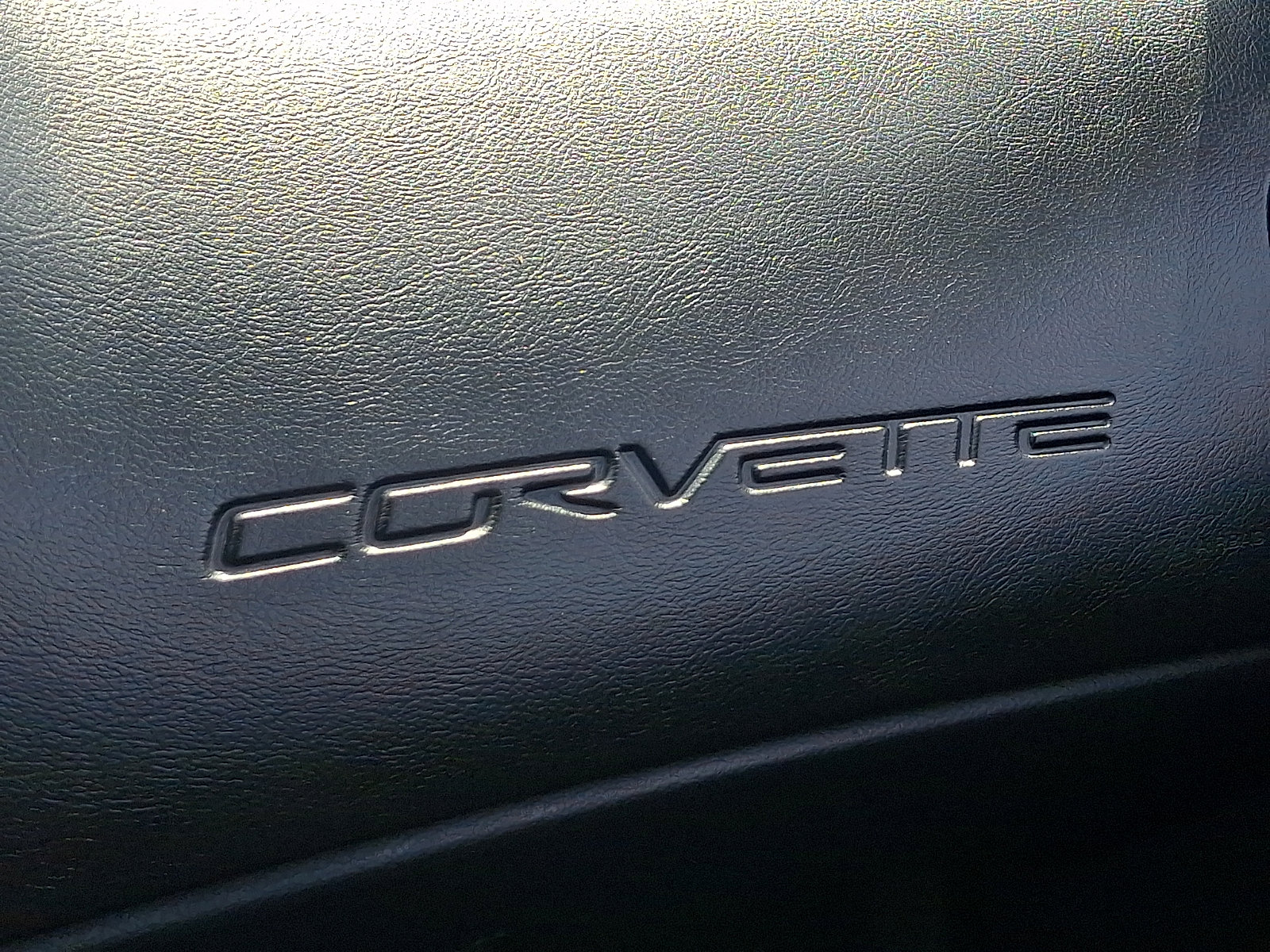 Used 2005 Chevrolet Corvette Coupe w/ Preferred Equipment Group RWD image 22