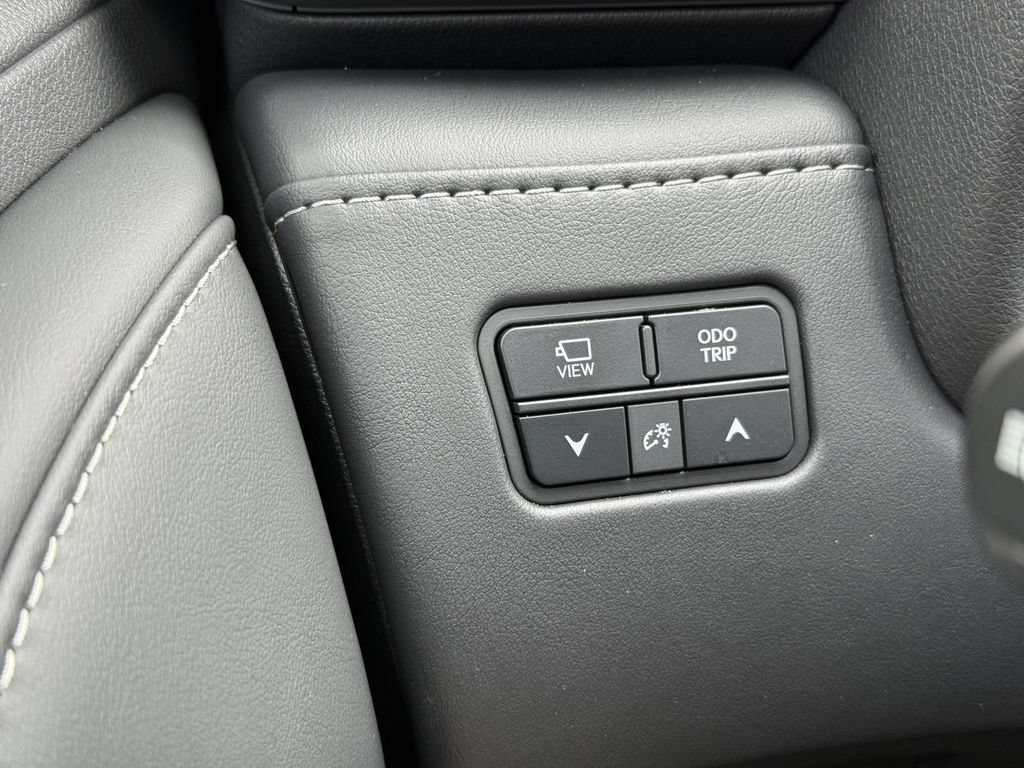 Used 2024 Lexus LX 600 F Sport AWD/4WD image 24
