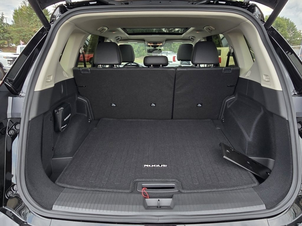 New 2026 Nissan Rogue SV w/ SV Premium Package image 13