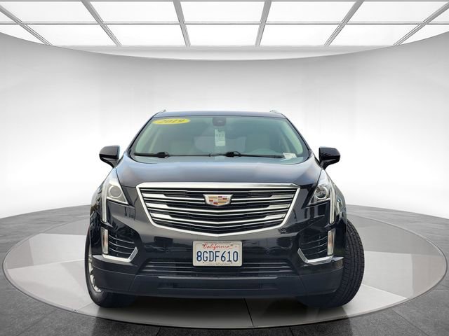 Used 2019 Cadillac XT5 Luxury image 2