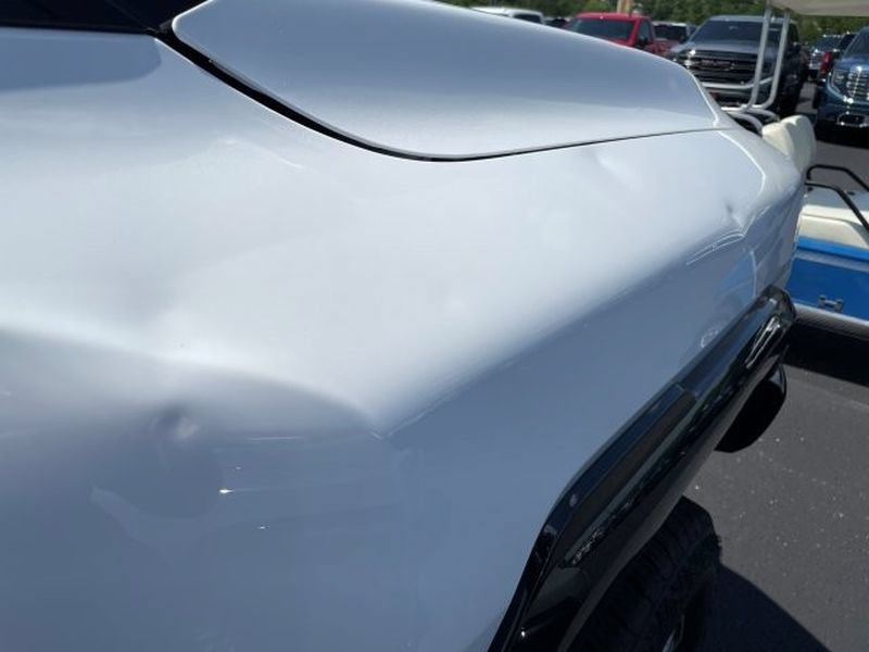 Used 2024 GMC Hummer EV 3X AWD/4WD image 5
