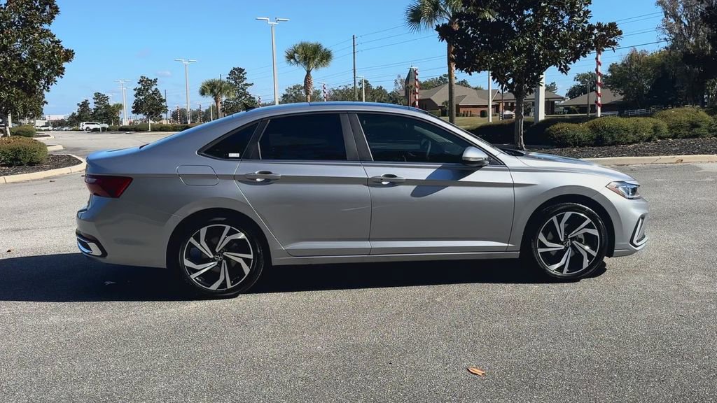 New 2026 Volkswagen Jetta SEL image 9