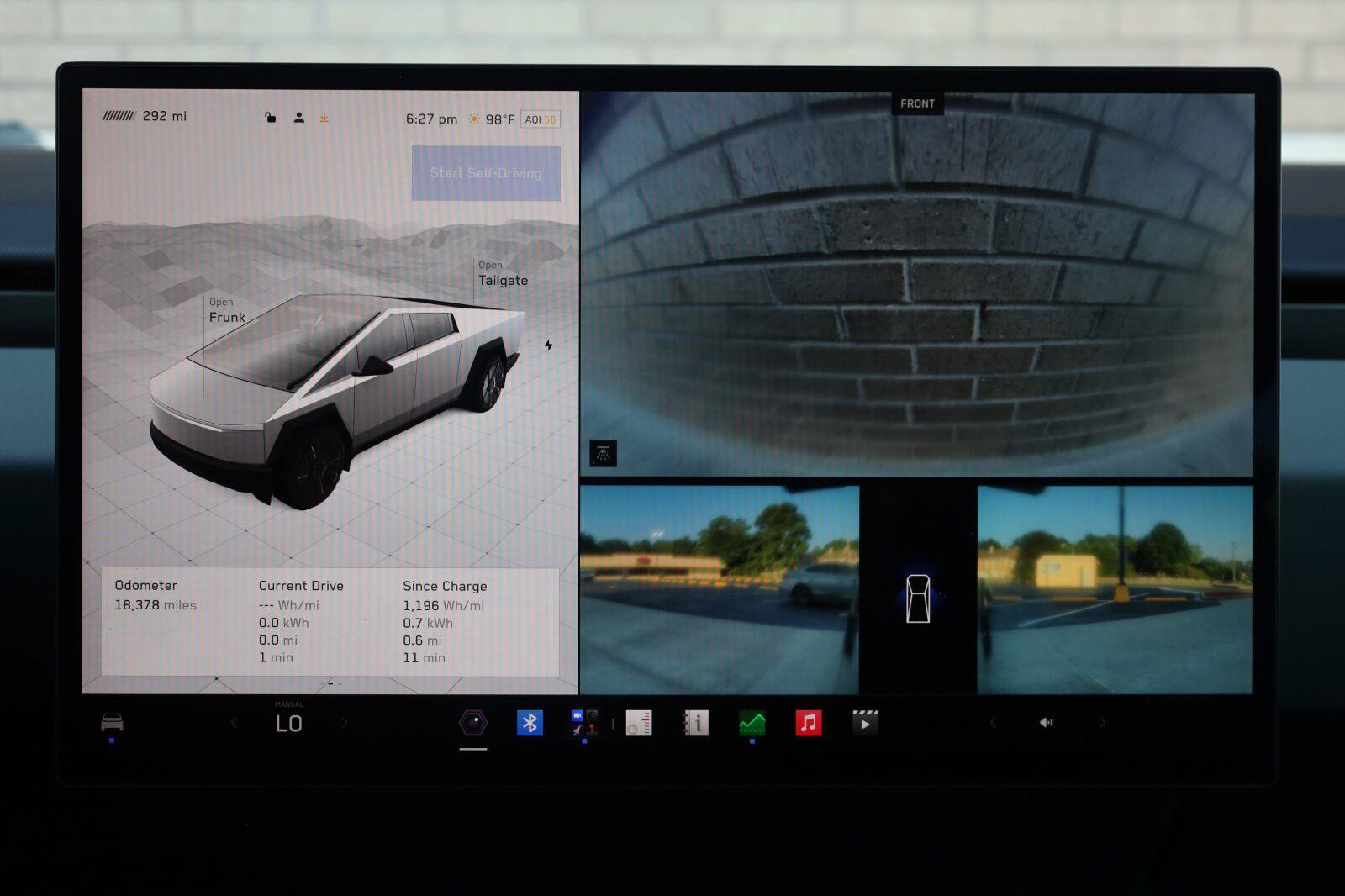 Used 2025 Tesla Cybertruck 2WD Crew Cab image 40