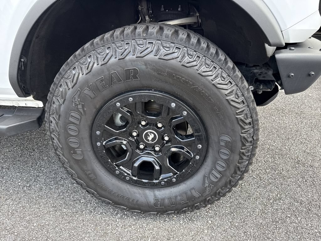 Used 2024 Ford Bronco Wildtrak AWD/4WD image 12