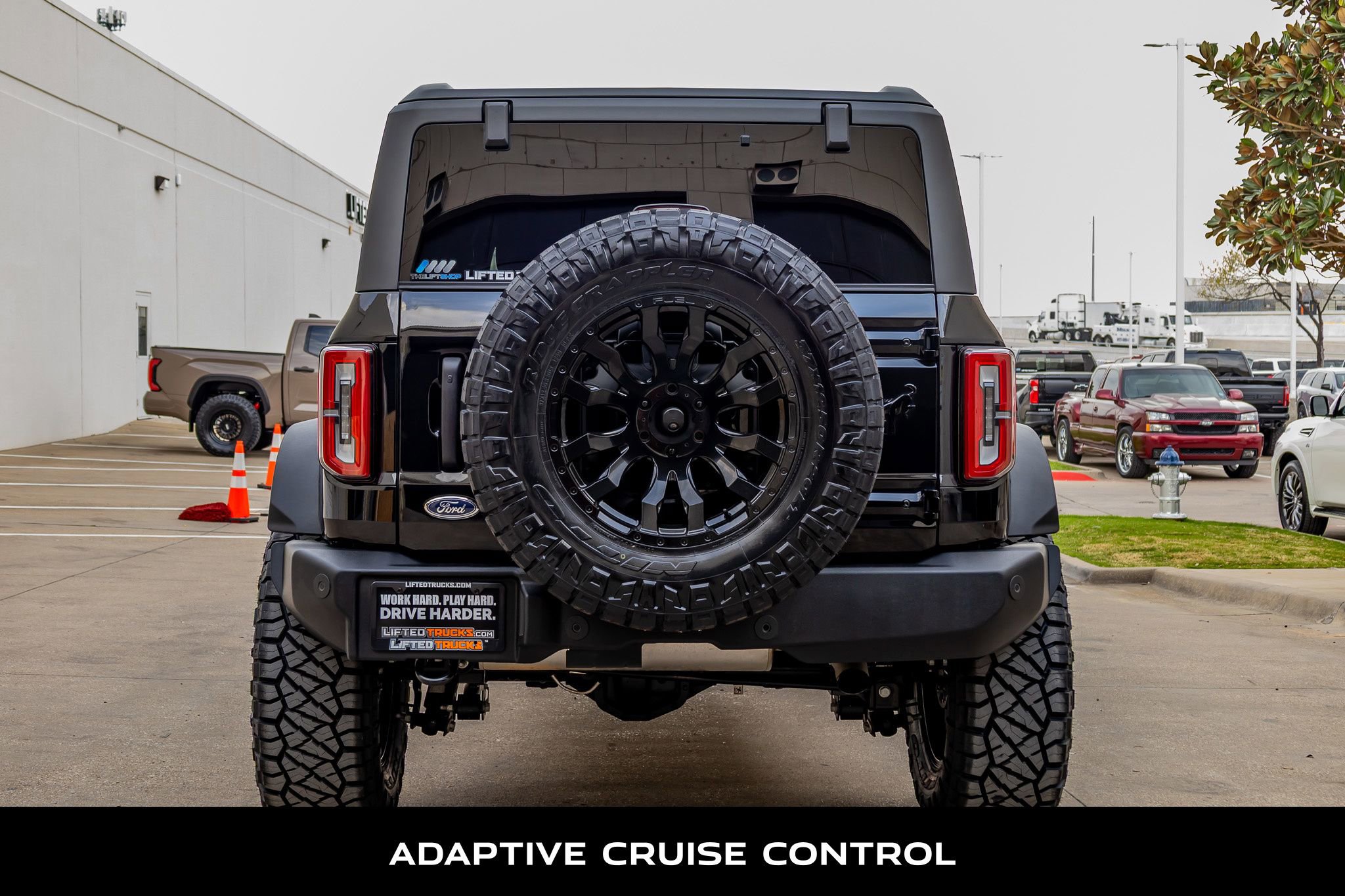 Used 2024 Ford Bronco Wildtrak image 8