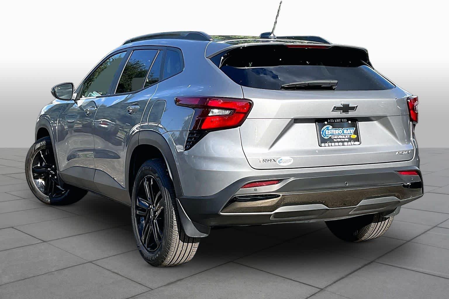 Certified 2025 Chevrolet Trax ACTIV w/ Driver Confidence Package FWD image 12