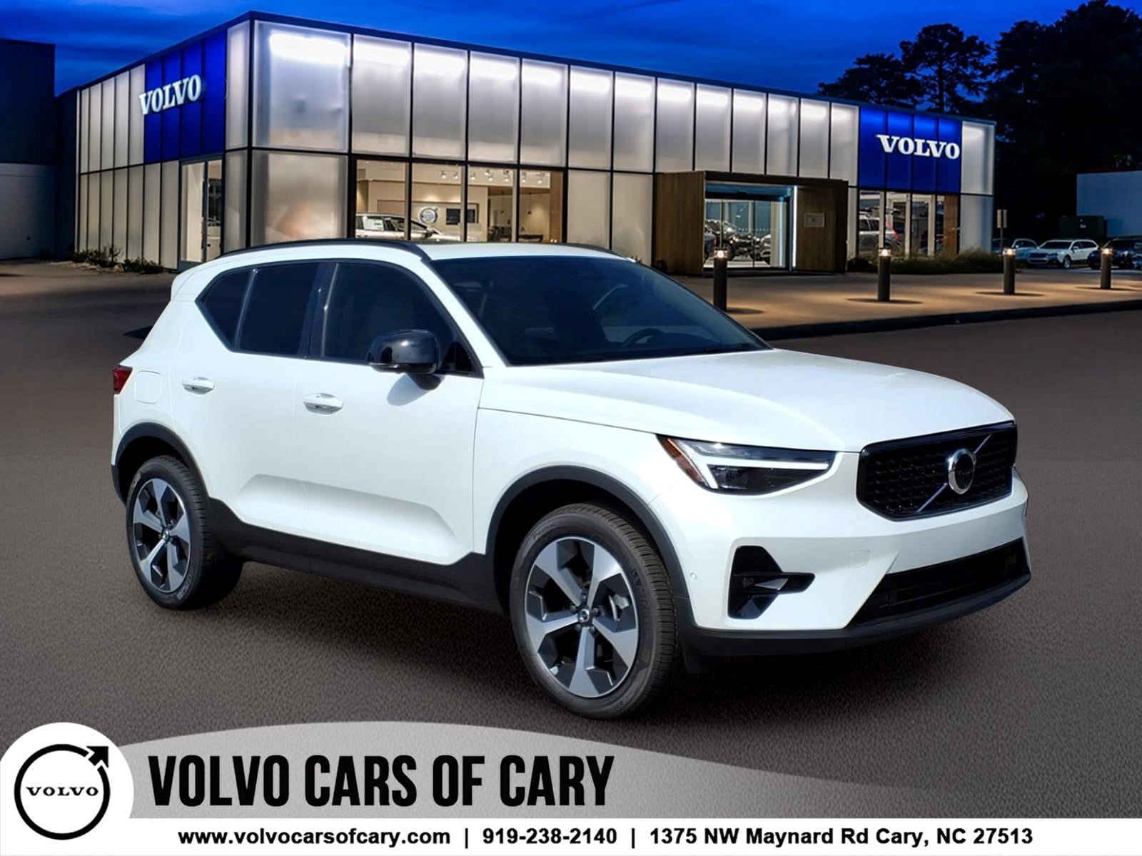 New 2026 Volvo XC40 B4 Plus w/ Climate Package