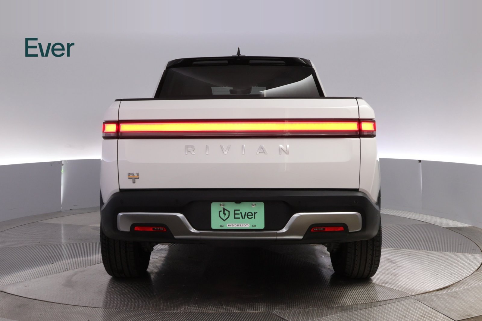 Used 2022 Rivian R1T Adventure AWD/4WD image 15