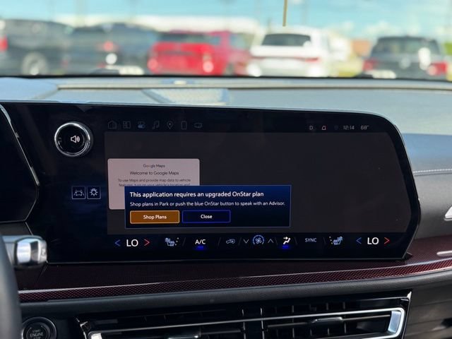Used 2024 Chevrolet Traverse Z71 w/ Enhanced Driving Package AWD/4WD image 3