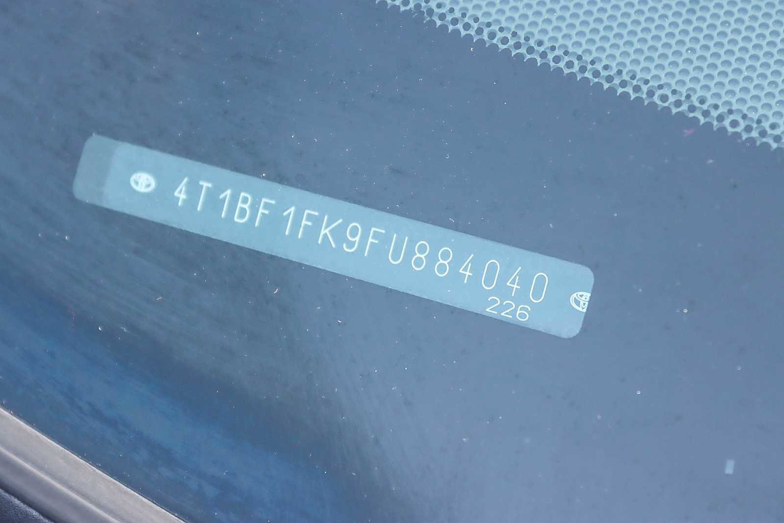 Used 2015 Toyota Camry XSE image 28