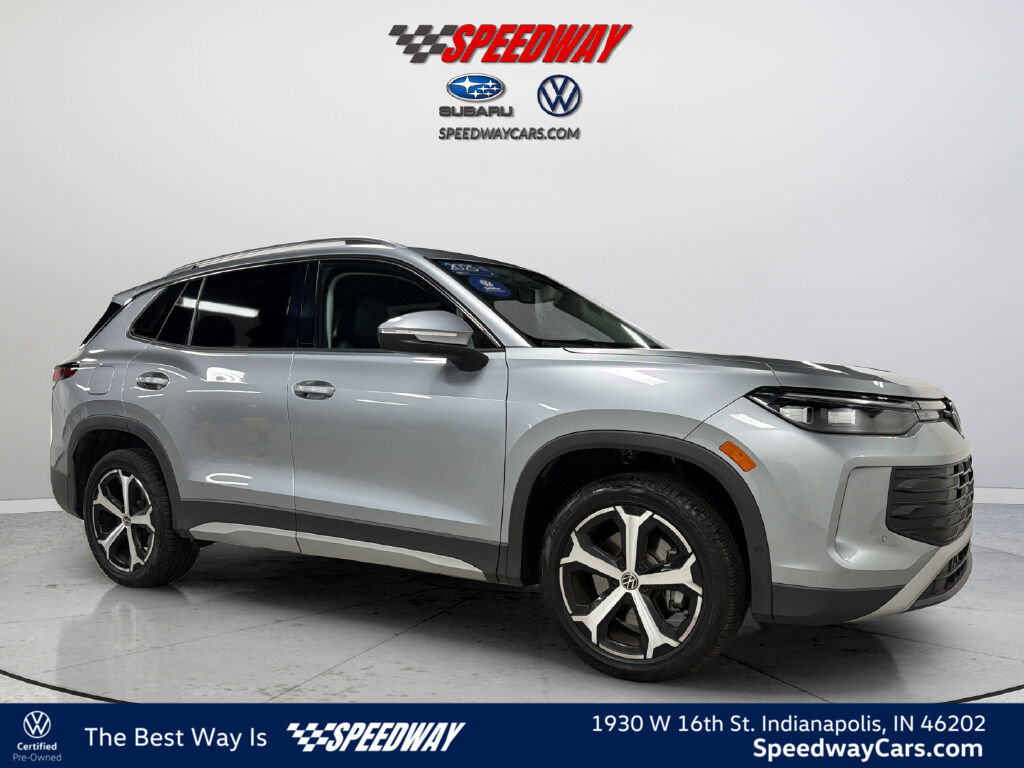 Certified 2025 Volkswagen Tiguan SE AWD/4WD image 1