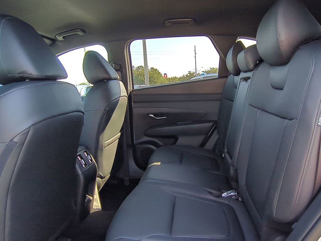 New 2026 Hyundai Tucson XRT image 16