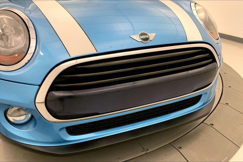 Used 2016 MINI Cooper 2-Door Hardtop image 28