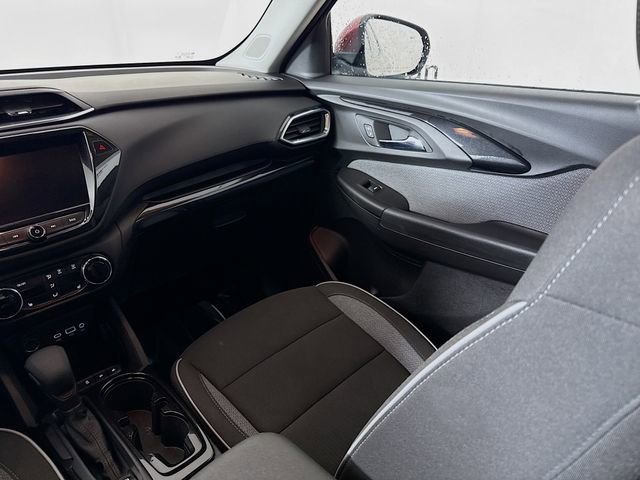 Used 2023 Chevrolet TrailBlazer LT w/ Convenience Package image 24