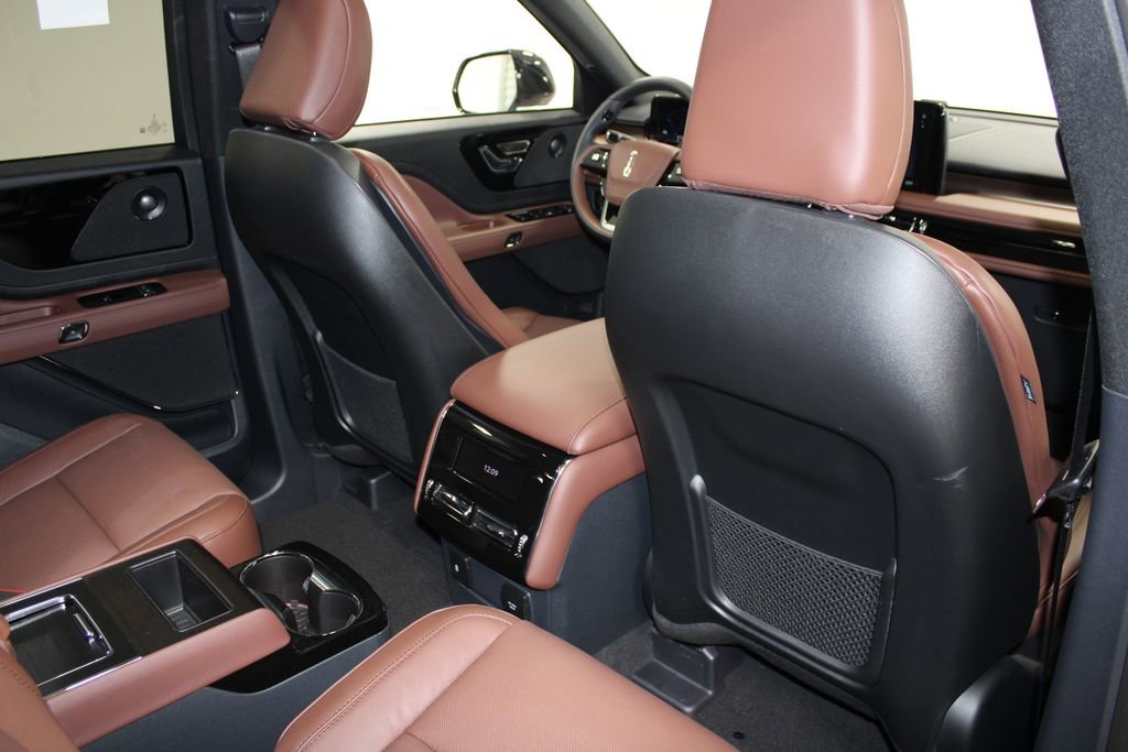 New 2026 Lincoln Aviator Reserve image 34
