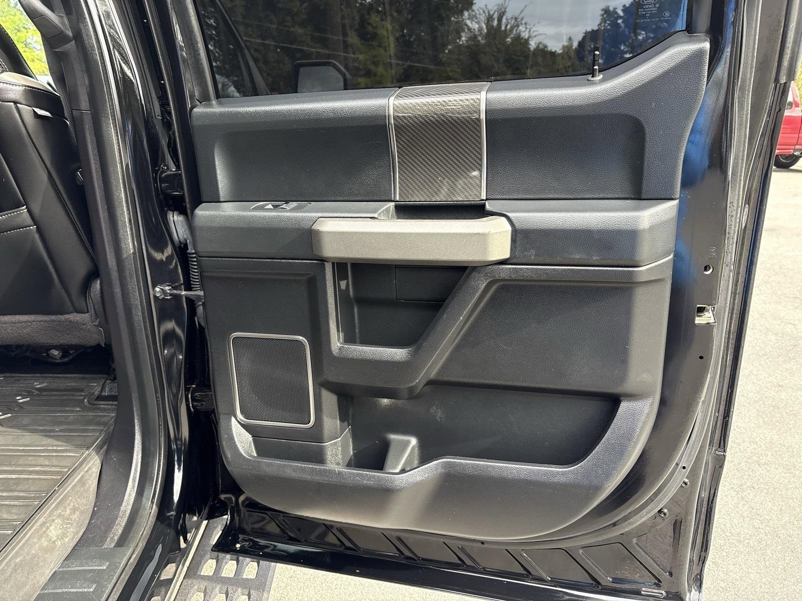 Used 2018 Ford F150 Raptor w/ Equipment Group 802A Luxury image 26