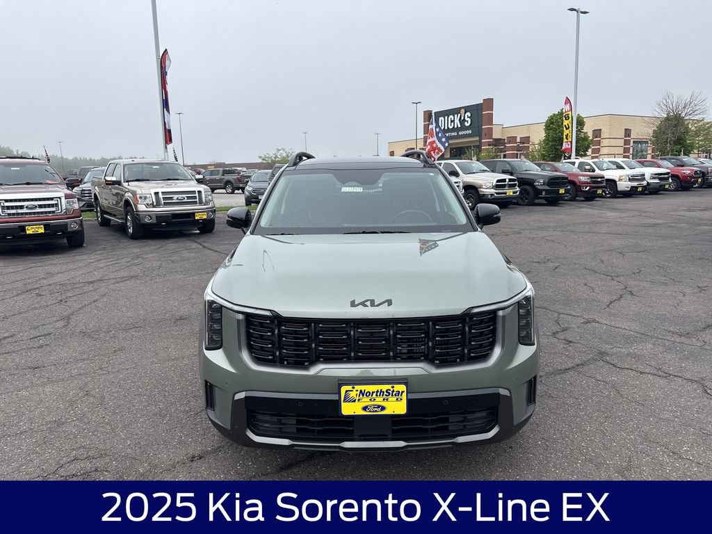 Used 2025 Kia Sorento X-Line EX AWD/4WD image 4